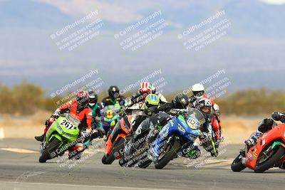 media/Jan-16-2022-CVMA (Sun) [[7f3d92989d]]/Race 13 500 Supersport-350 Supersport/